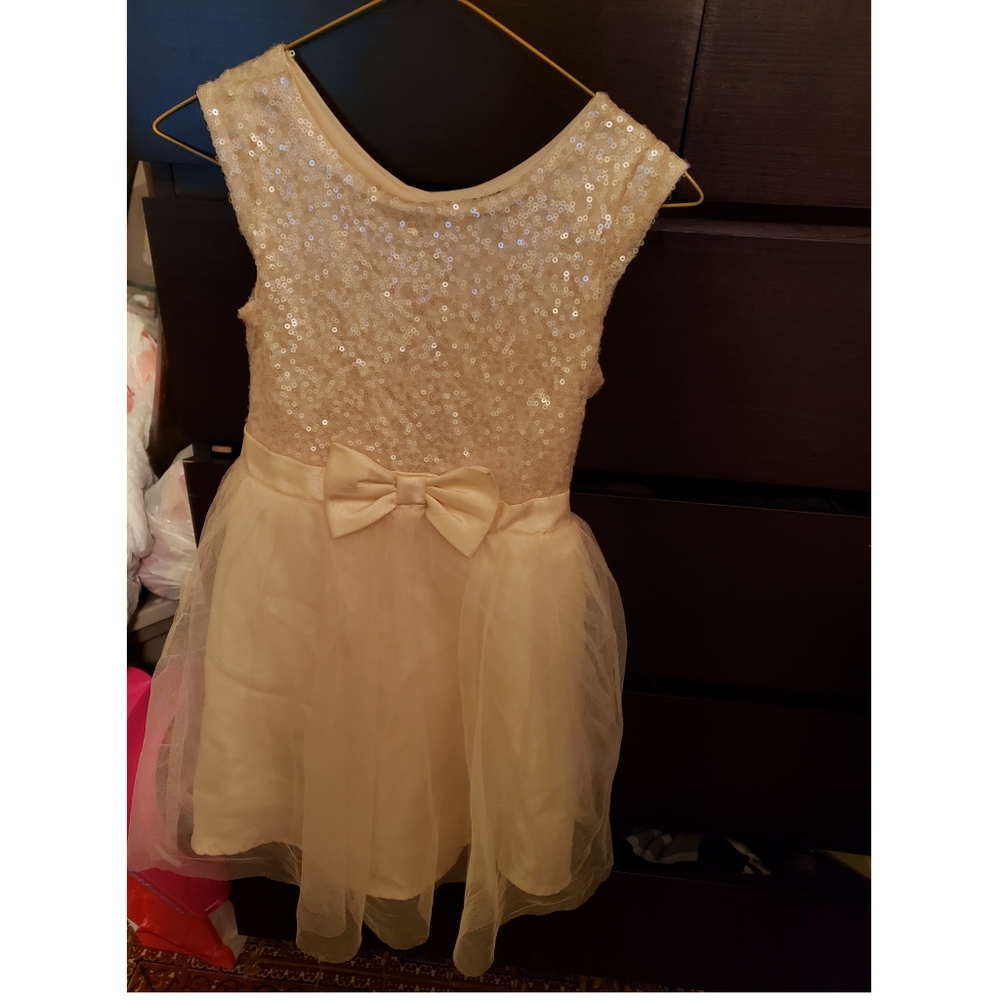 Girls yellow sequin dress